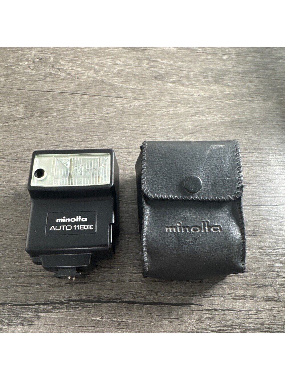 Minolta Auto 118x Flash And Original Minolta Case, Excellent Condition.
